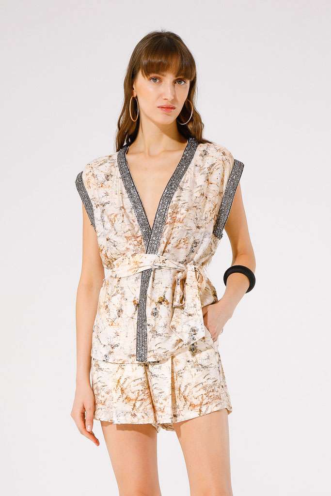 GIACCA KIMONO CON PASSAMANERIA