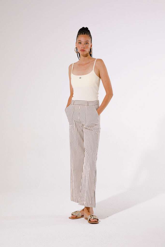 TOP SPALLINE SOTTILI CON LOGO