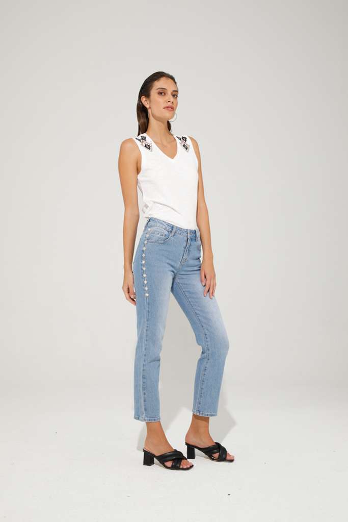 VAQUERO BOOT CUT CON APLIQUES TIPO JOYA